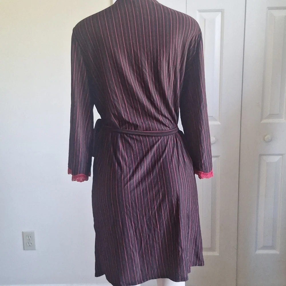 🎁California Dynasty Smooth Red Stripe Robe, Size S/M